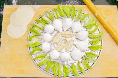 冬至吃什么传统食物-冬至美食盛宴:传统食物带来的温暖